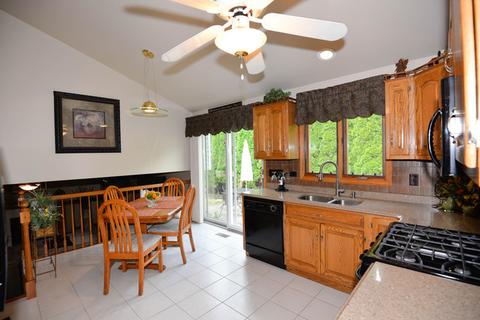 500 E Walnut St, Peotone, IL 60468 photo 7