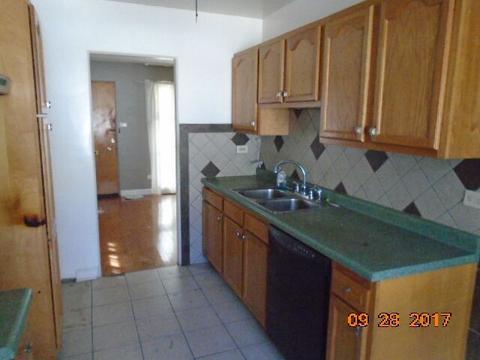 3238 Bernice Rd, Lansing, IL 60438 photo 3
