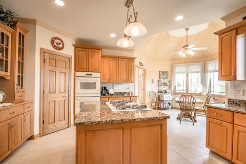 25654 S Bristol Ln, Monee, IL 60449 photo 8