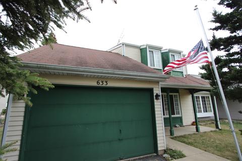 633 Thoreau Dr, Elgin, IL 60120 photo 1