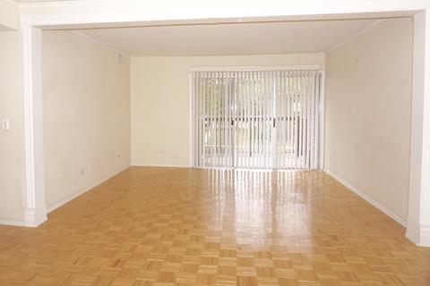 1175 Pleasant Run Dr #409, Wheeling, IL 60090 photo 5