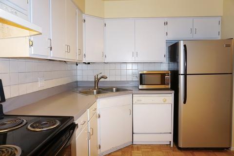 1175 Pleasant Run Dr #409, Wheeling, IL 60090 photo 8