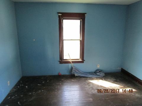 308 E South St, Peotone, IL 60468 photo 6