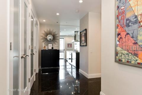 100 E Huron St #1305, Chicago, IL 60611 photo 2