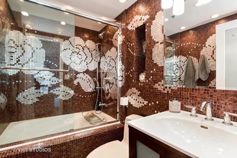 100 E Huron St #1305, Chicago, IL 60611 photo 9