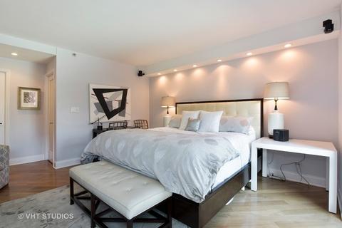 100 E Huron St #1305, Chicago, IL 60611 photo 10