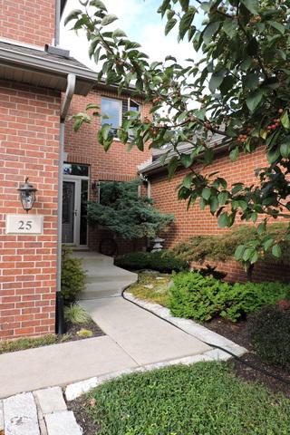 25 Billy Casper Ln, Midlothian, IL 60445 photo 2