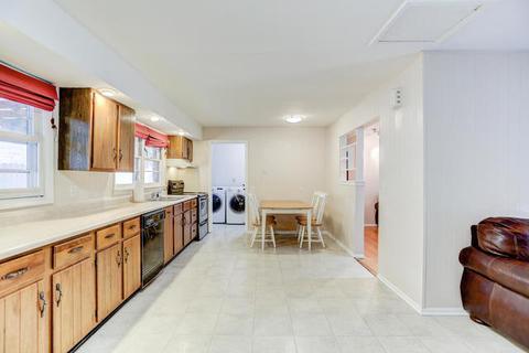 1602 Cornell Dr, Champaign, IL 61821 photo 9