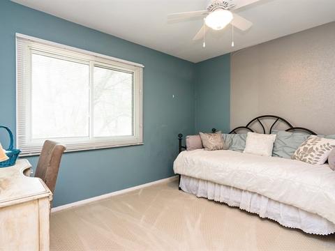 78 E Pepper Tree Dr, Palatine, IL 60067 photo 14