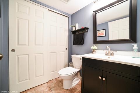 1627 Fairfax Ln, Bartlett, IL 60103 photo 12