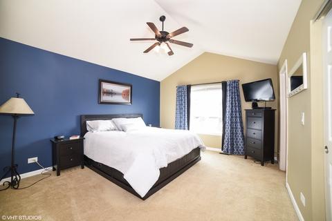 1627 Fairfax Ln, Bartlett, IL 60103 photo 7