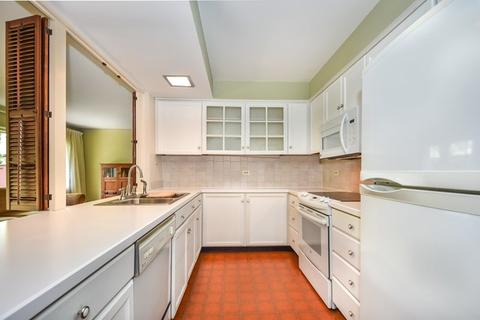 651 Spring Rd, Glenview, IL 60025 photo 10