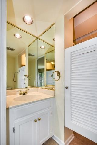 651 Spring Rd, Glenview, IL 60025 photo 15