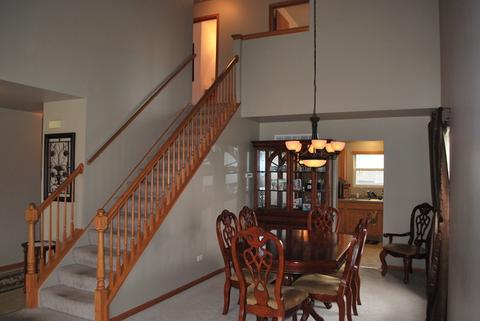 2217 Ashbrook Ln, Plainfield, IL 60586 photo 4