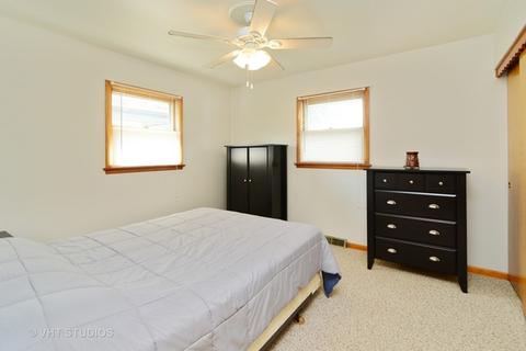 17818 Lorenz Ave, Lansing, IL 60438 photo 5