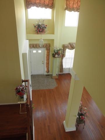 3 Montclair Ct, Cary, IL 60013 photo 2