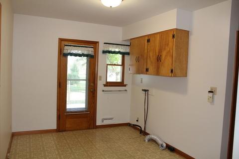 400 S Jackson St, Morrison, IL 61270 photo 8
