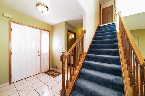 1264 Dunamon Dr, Bartlett, IL 60103 photo 2