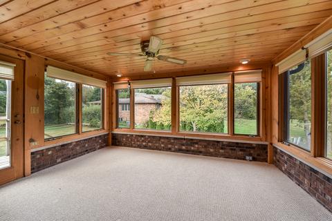 216 Brookside Dr, Elgin, IL 60123 photo 7