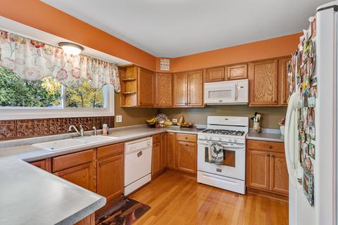 112 Norwood Ct, Rolling Meadows, IL 60008 photo 6