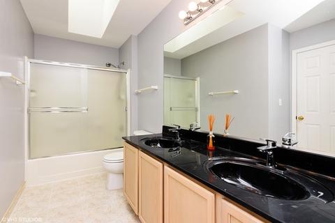 60 Willow Rd, Wheeling, IL 60090 photo 22