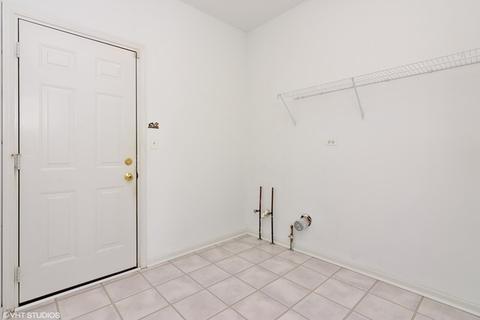 60 Willow Rd, Wheeling, IL 60090 photo 28