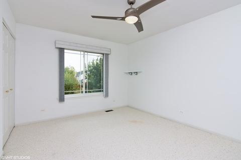 60 Willow Rd, Wheeling, IL 60090 photo 23