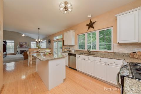 23741 Pond View Dr, Plainfield, IL 60585 photo 7