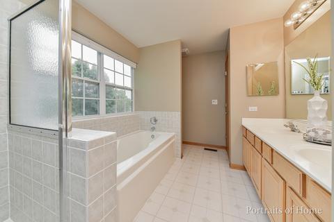 23741 Pond View Dr, Plainfield, IL 60585 photo 14