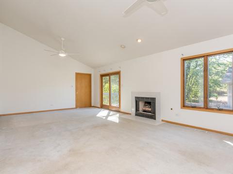 17718 Wright St, Lansing, IL 60438 photo 7