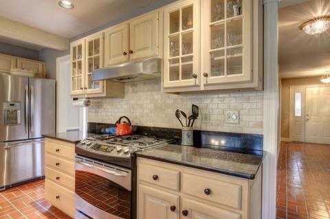 1312 Theodore Dr, Champaign, IL 61821 photo 4