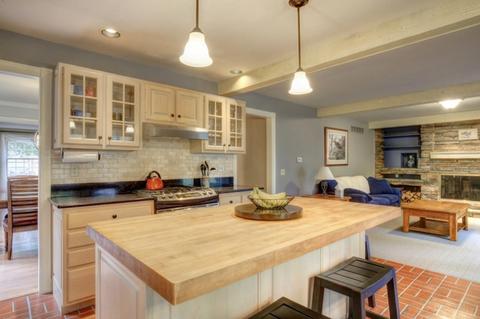1312 Theodore Dr, Champaign, IL 61821 photo 5