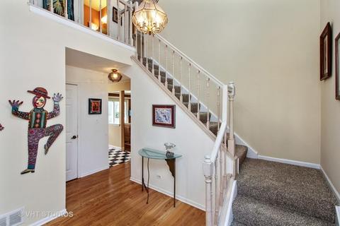 1274 Devonshire Rd, Buffalo Grove, IL 60089 photo 2