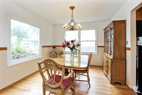 1274 Devonshire Rd, Buffalo Grove, IL 60089 photo 4