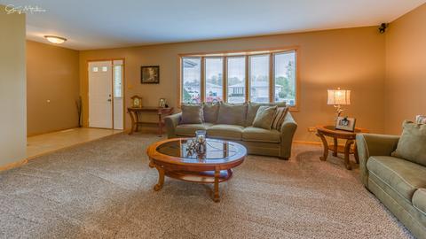 120 Lake Hill Dr, Steger, IL 60475 photo 5