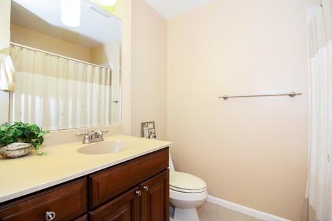 428 Michael Ct, Des Plaines, IL 60016 photo 11