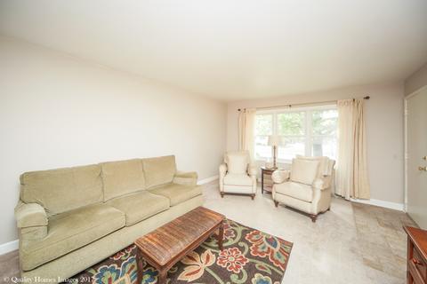 18345 Bock Rd, Lansing, IL 60438 photo 5