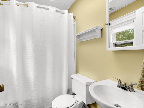 203 W Roosevelt Rd W, Wheaton, IL 60187 photo 12