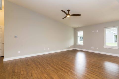 403 Corey Ln, Champaign, IL 61822 photo 3