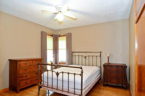 529 S 3rd St, West Dundee, IL 60118 photo 5