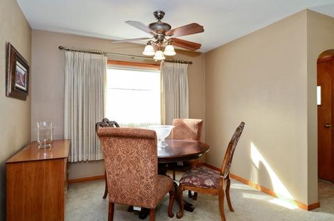529 S 3rd St, West Dundee, IL 60118 photo 4