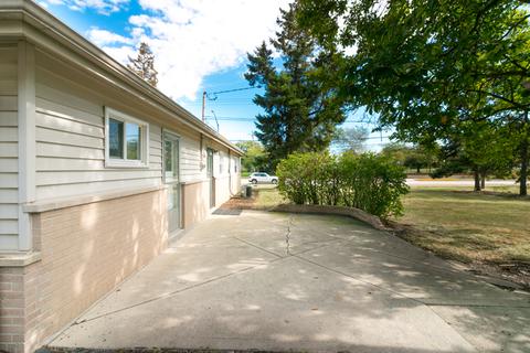 5 W Maricopa Ln, Hoffman Estates, IL 60169 photo 14