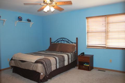 504 Wimbleton Trl, Mchenry, IL 60050 photo 9