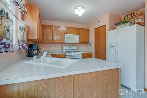 6417 Silver Ridge Dr, Plainfield, IL 60586 photo 10