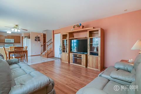 6417 Silver Ridge Dr, Plainfield, IL 60586 photo 3
