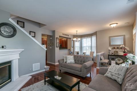 2251 Georgetown Cir, Aurora, IL 60503 photo 6