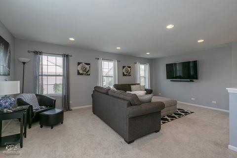 2251 Georgetown Cir, Aurora, IL 60503 photo 18