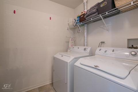 2251 Georgetown Cir, Aurora, IL 60503 photo 23