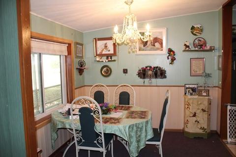 21208 Smit Rd, Morrison, IL 61270 photo 5