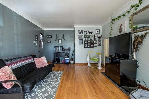 3848 W 68th Pl, Chicago, IL 60629 photo 2